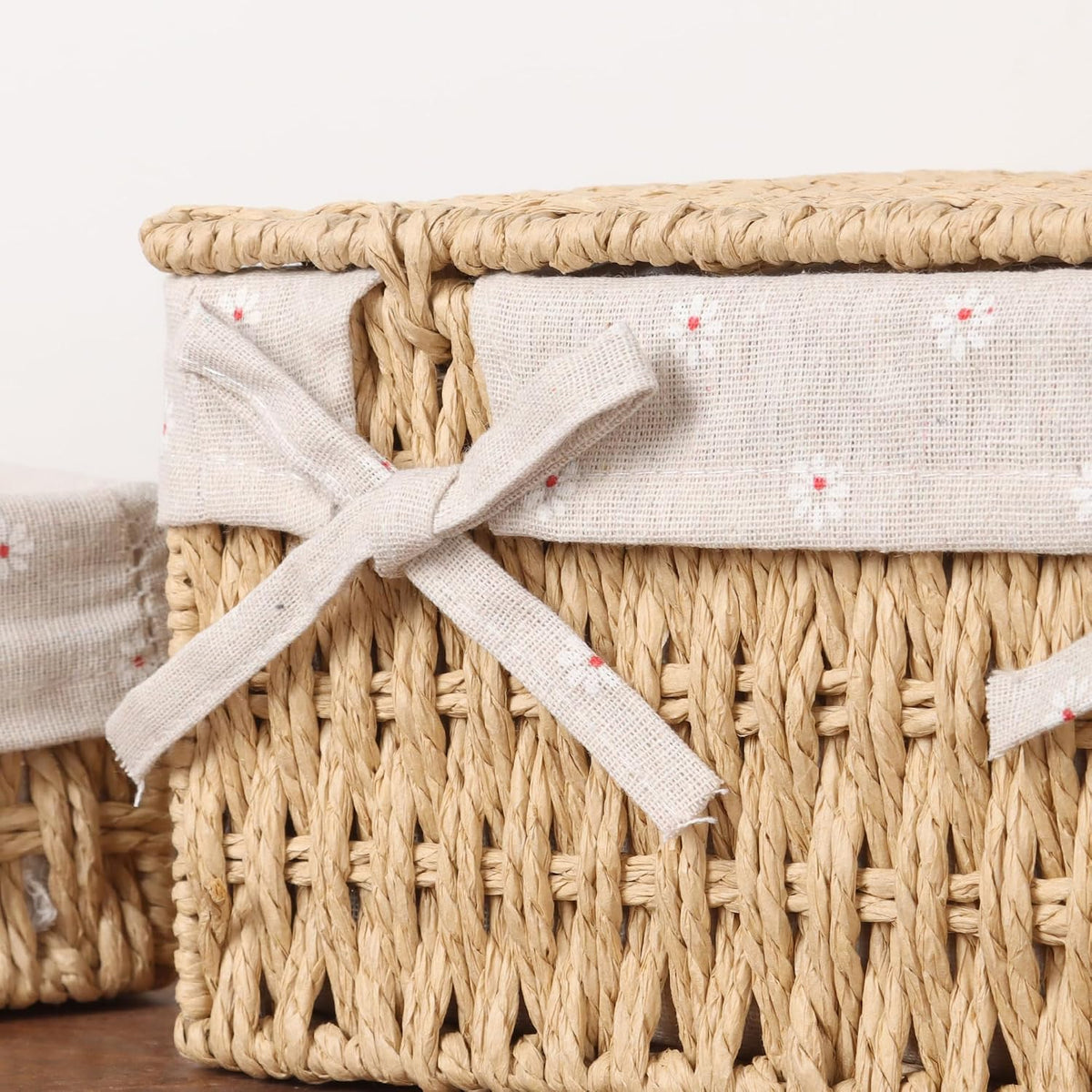 FEILANDUO Wicker Shelf Baskets Bin with Lid, Handwoven Paper Rope Baskets for Organizing, Rectangular Basket for Storage, Desktop Boxes with Lids Home Organizer Decor, Large